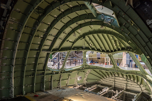 Avion hangar - A piece of sky Airbus