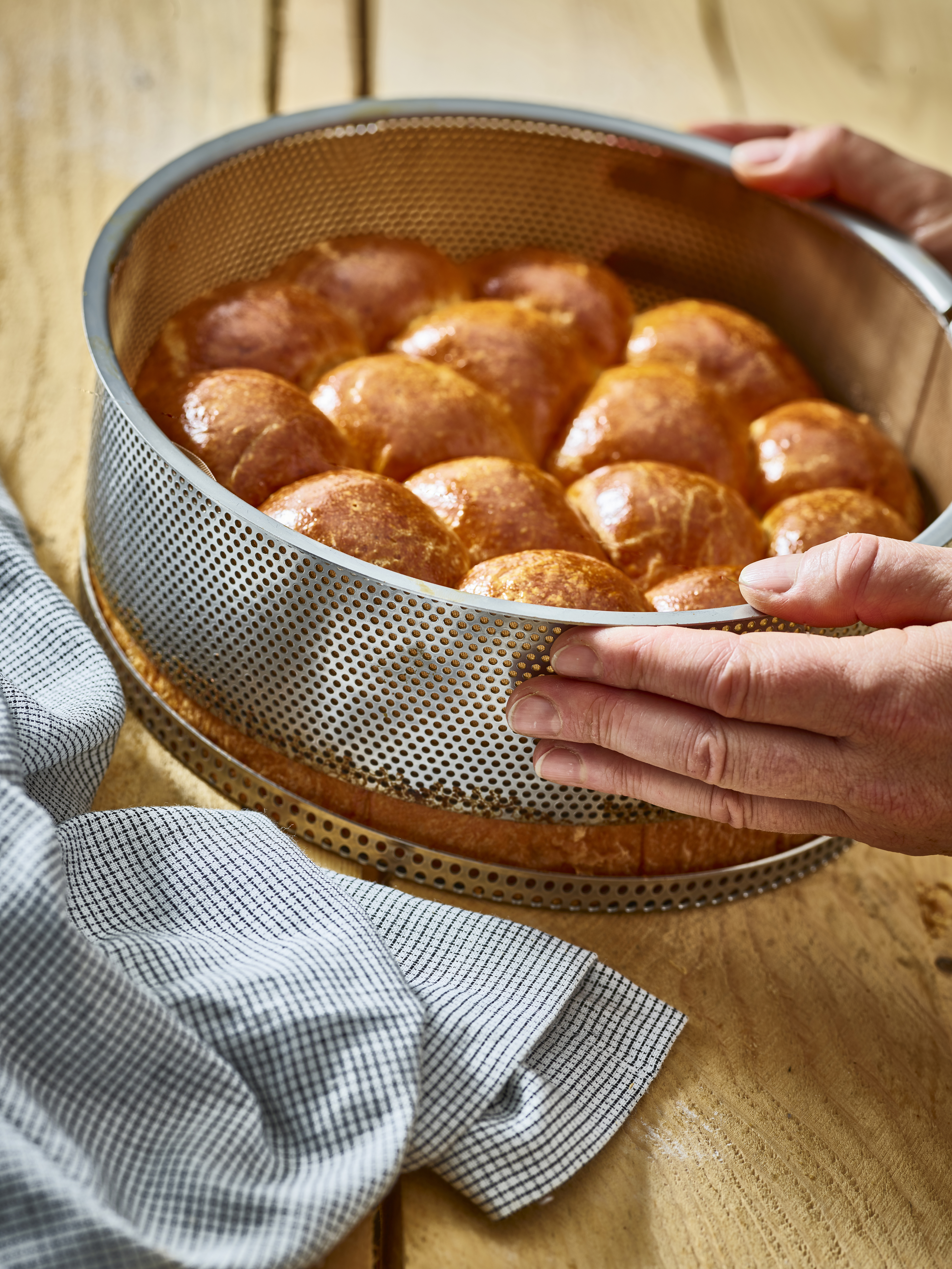 de Buyer - Ustensiles de cuisine pour les pros & particuliers - Marques de  France