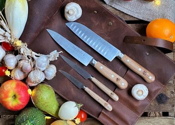 Sacoche cuir et couteaux de cuisine Jean Dubost