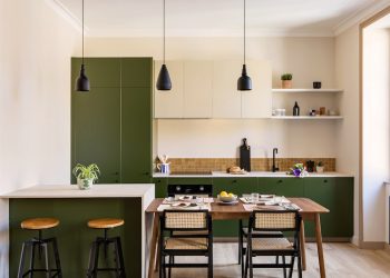 LIVINGROOM_PLUM_PK_20230418_LALAHOME-017_HD