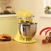 Robot-patissier-multifonction-KitchenAid-couleur-de-lannee-2025-BUTTER-ambiance-1