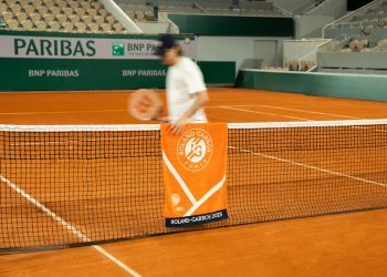 14SEPTEMBRE-CARRÉ BLANC-SERVIETTE ROLAND GARROS-0n5bdlvm5170f8d4fk22dgir7v