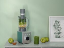 Smeg mise sur la cuisson vapeur et le froid rapide pour une cuisine saine au quotidien