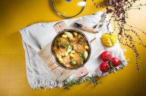 Poulet-a-la-sauce-mangue-v3_