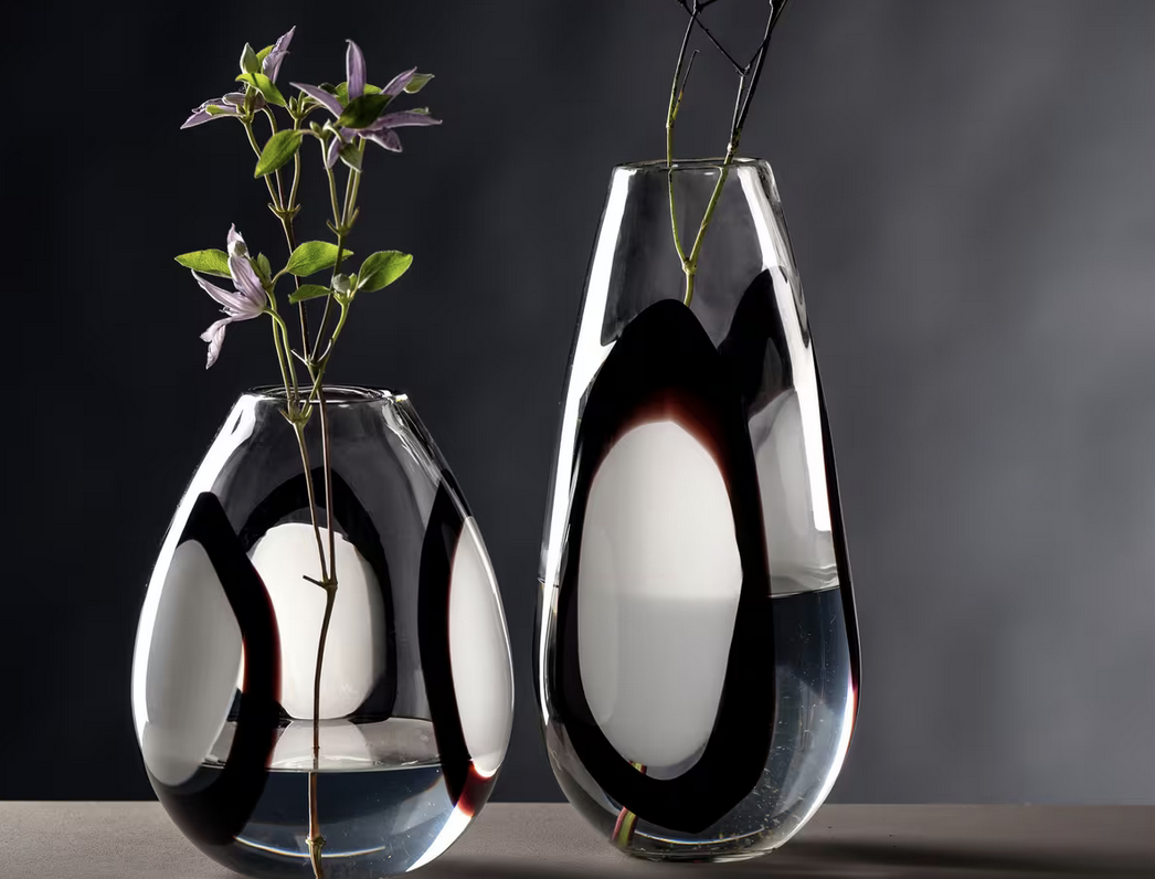 LEONARDO celebrates the news season with the elegance of handcrafted