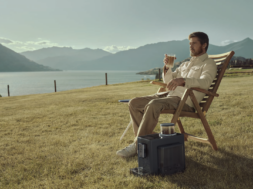DeLonghi_Brad-Pitt-_Taika-Waititi_Home-fashion-News