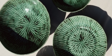 Serax X Pascale Naessens : une vaisselle inspirée par Lanzarote