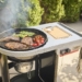 Weber accélère la cuisson connectée et structure un écosystème outdoor intelligent pour 2026