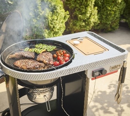 Weber accélère la cuisson connectée et structure un écosystème outdoor intelligent pour 2026