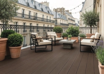 Décoplus Parquets structure l’outdoor 2026