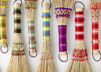 La Balaiterie réactive un savoir-faire rare et redonne vie au balai de paille