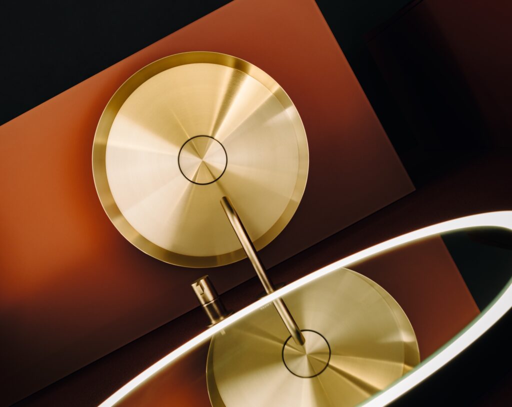 LAUFEN_RIVO GOLD_ARUN RED_TOP VIEW