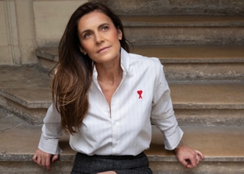 AMELIA TAVELLA