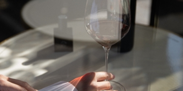 L’ATELIER DU VIN X STÖLZLE LAUSITZ : AN UNPRECEDENTED ALLIANCE FOR THE ART OF WINE TASTING